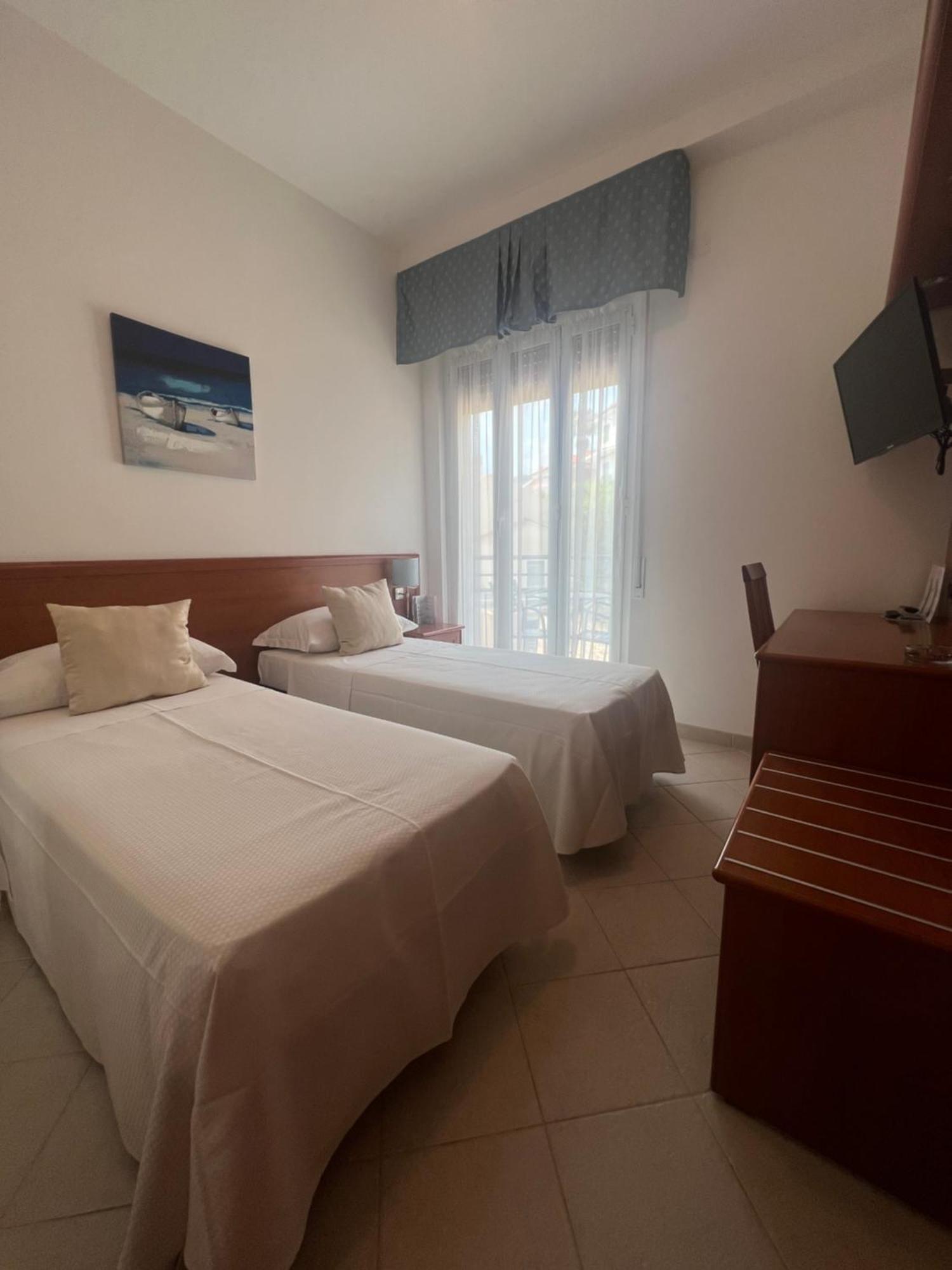 Hotel Noris Finale Ligure Exterior photo