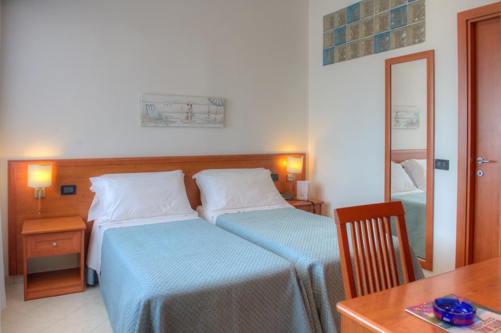 Hotel Noris Finale Ligure Exterior photo