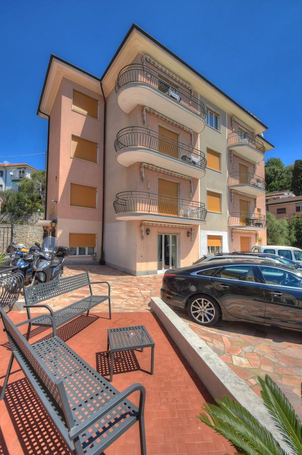Hotel Noris Finale Ligure Exterior photo