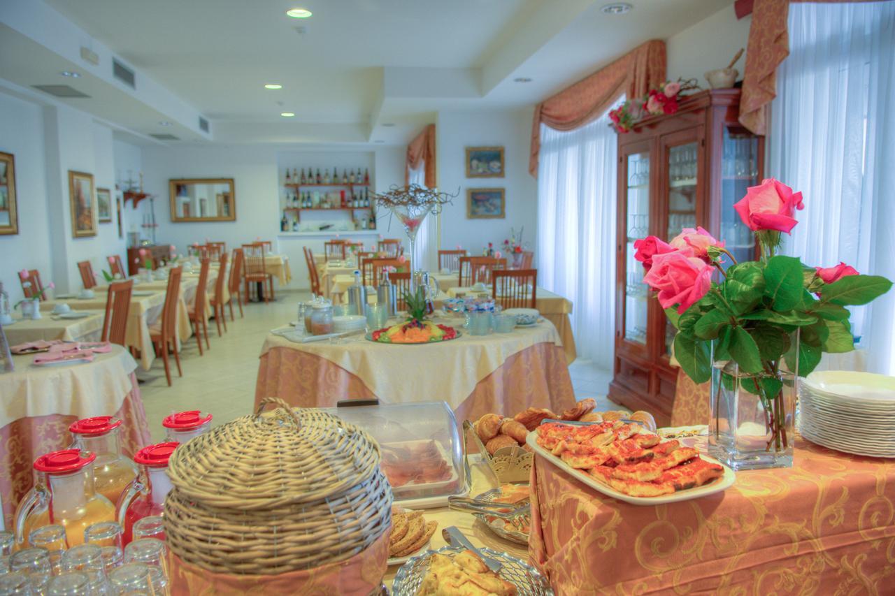 Hotel Noris Finale Ligure Exterior photo